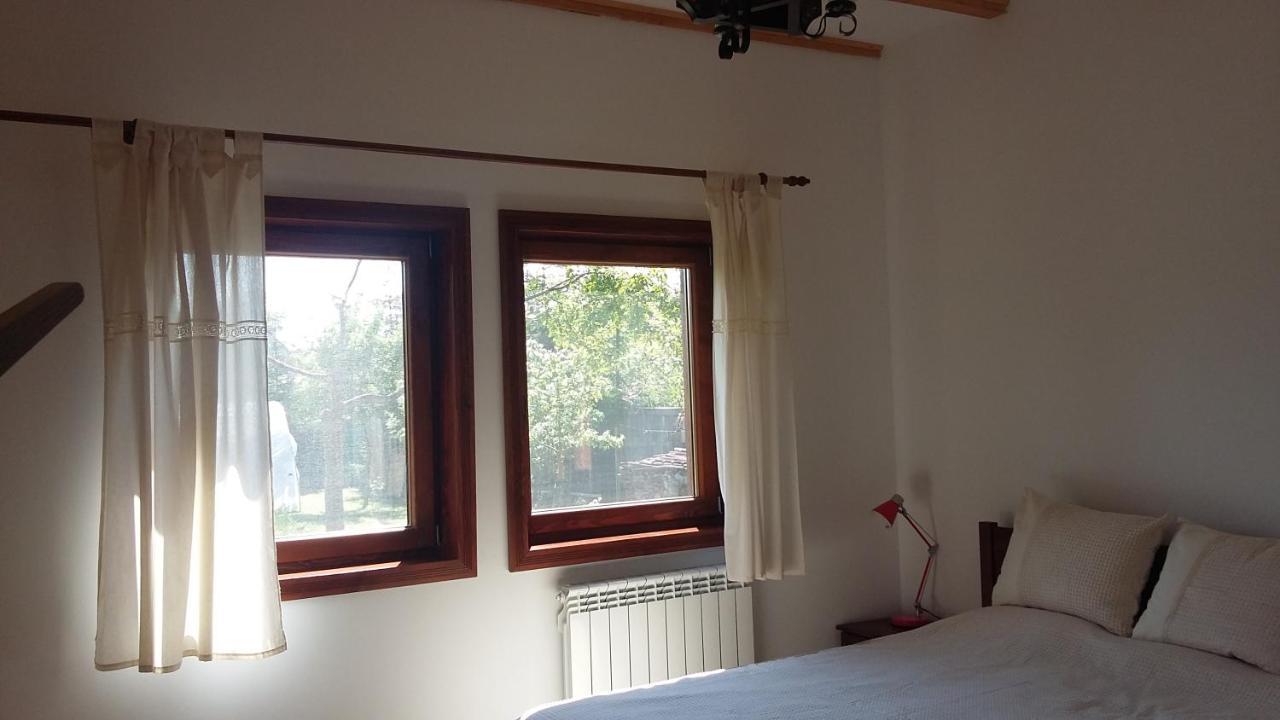 Albinuta Guesthouse Ozun Luaran gambar
