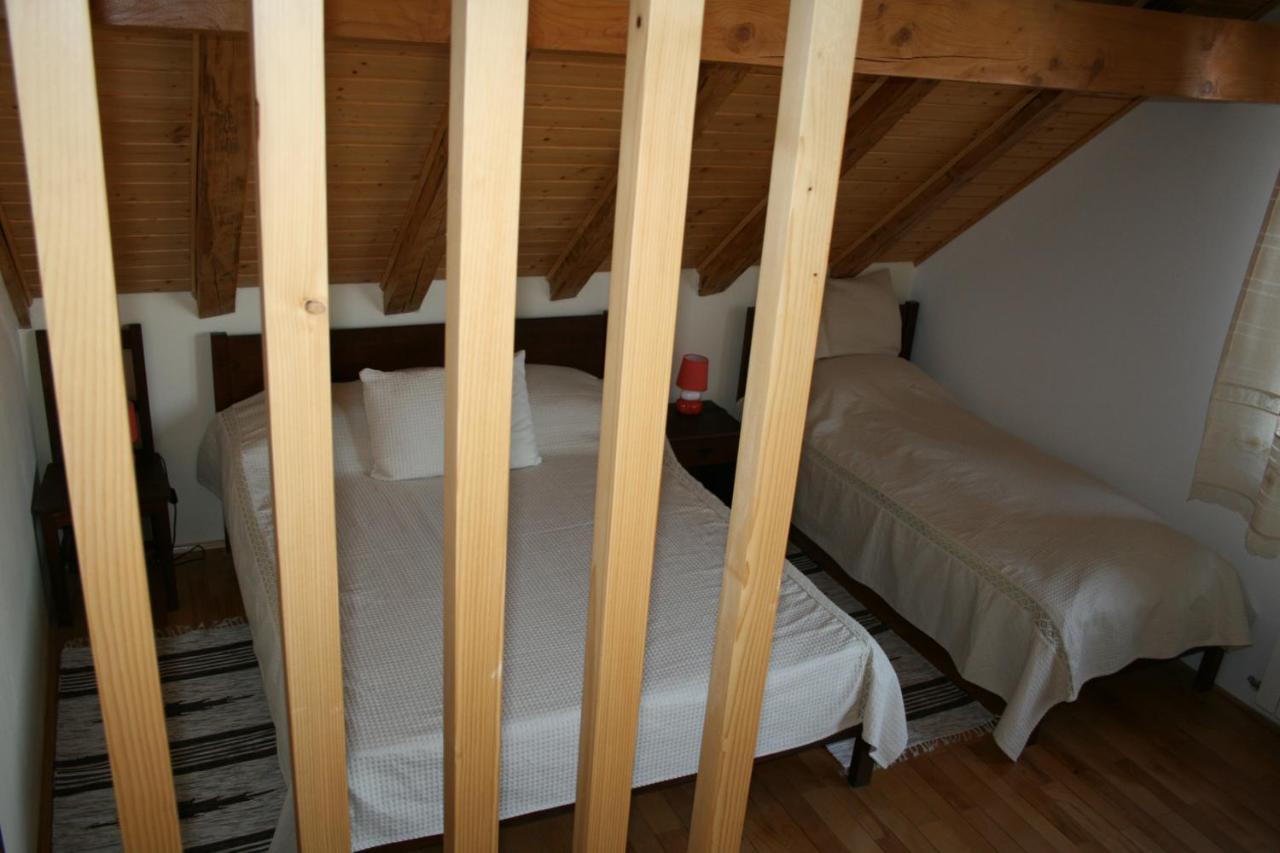 Albinuta Guesthouse Ozun Luaran gambar